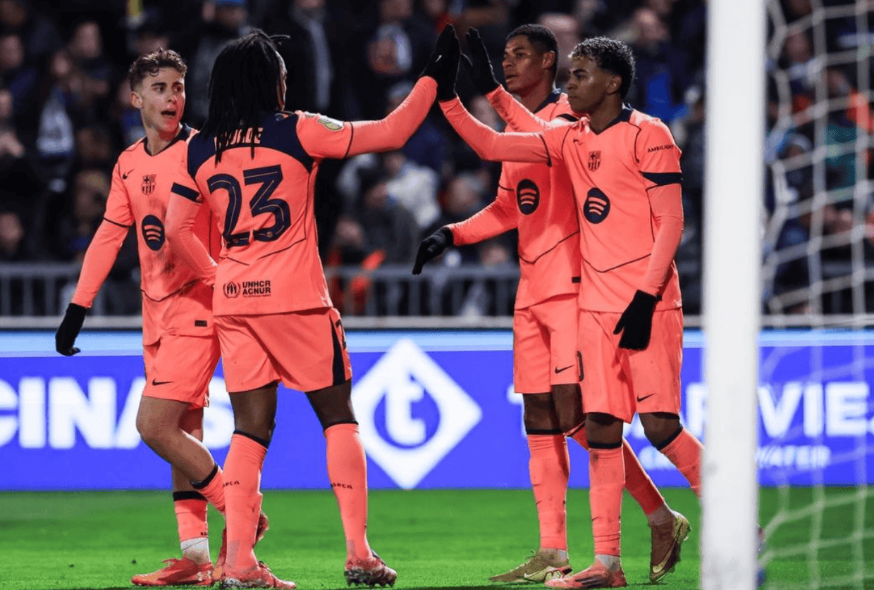 一场2-0踢出6连胜，弗里克神了：率队狂飙，目标直指三冠王